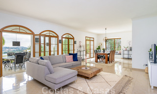 Elegant, Spanish luxury villa for sale on large plot in Mijas, Costa del Sol. Ready to move in. 38956 