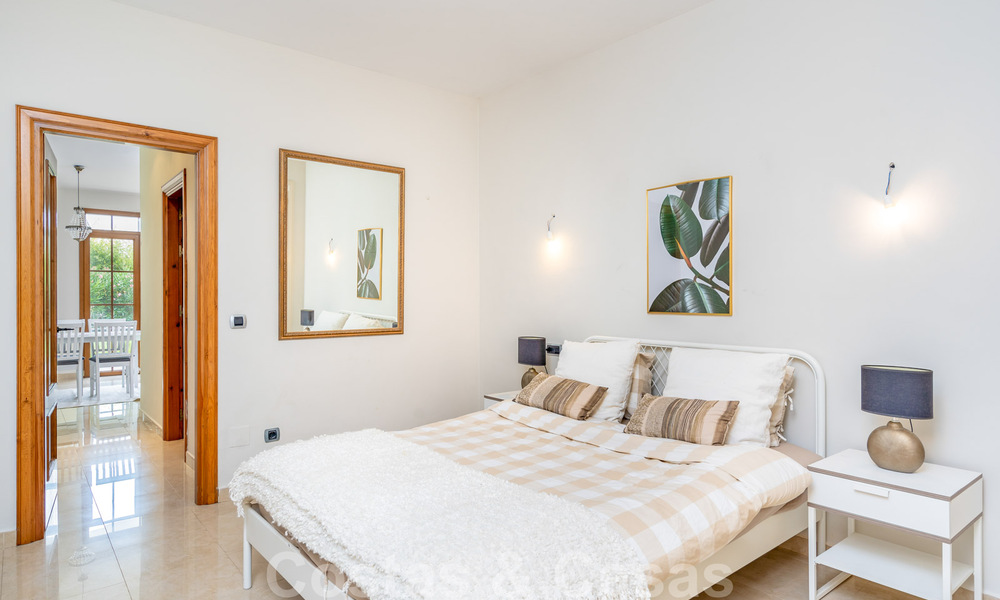Elegant, Spanish luxury villa for sale on large plot in Mijas, Costa del Sol. Ready to move in. 38961