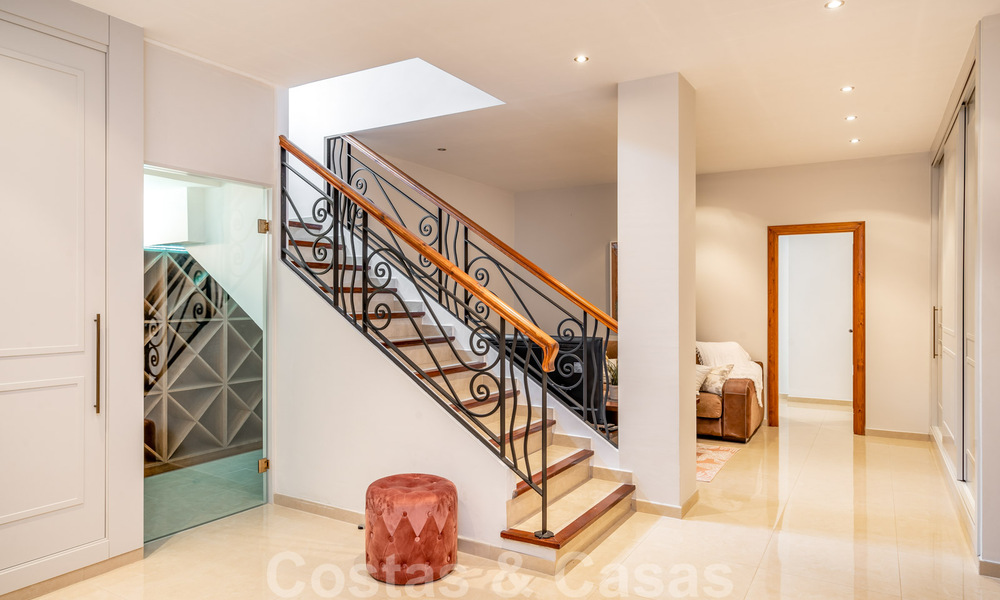 Elegant, Spanish luxury villa for sale on large plot in Mijas, Costa del Sol 38964