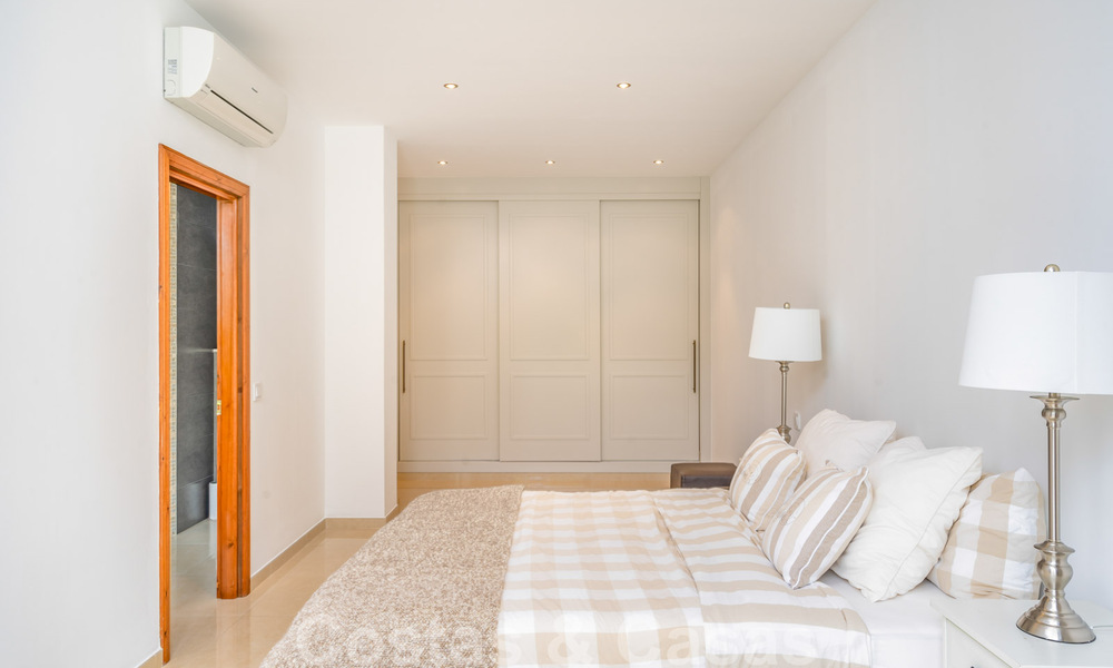 Elegant, Spanish luxury villa for sale on large plot in Mijas, Costa del Sol. Ready to move in. 38967