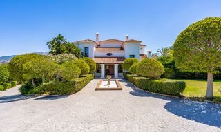 Elegant, Spanish luxury villa for sale on large plot in Mijas, Costa del Sol. Ready to move in. 38980 