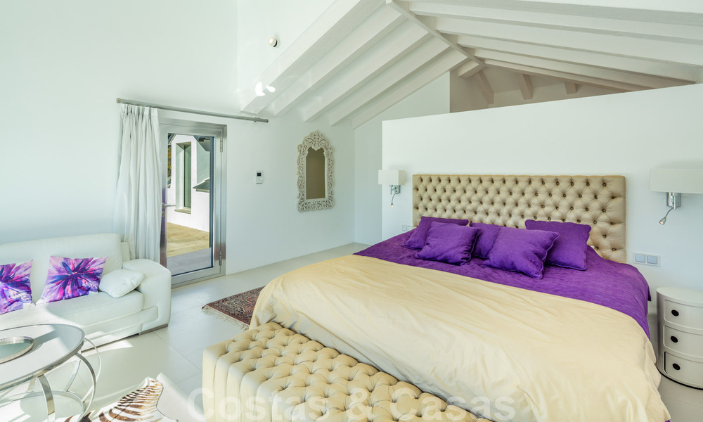 Contemporary, prime location luxury villa for sale in a gated community, frontline golf Las Brisas in Nueva Andalucia, Marbella 39051