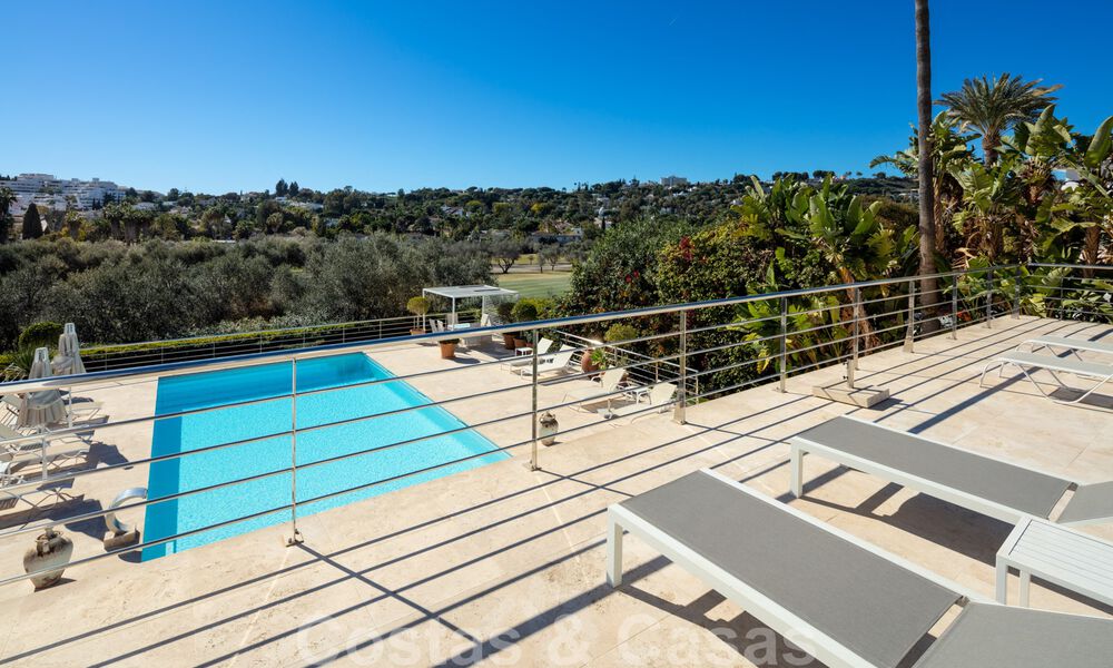 Contemporary, prime location luxury villa for sale in a gated community, frontline golf Las Brisas in Nueva Andalucia, Marbella 39053