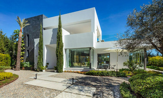 Contemporary, modern villa for sale in Nueva Andalucia, Marbella 39090 