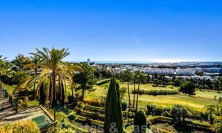 Spacious apartment for sale with panoramic sea views in golf resort in Nueva Andalucia, Marbella 39143 
