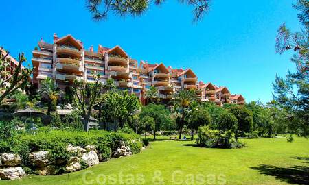 Spacious apartment for sale with panoramic sea views in golf resort in Nueva Andalucia, Marbella 39673