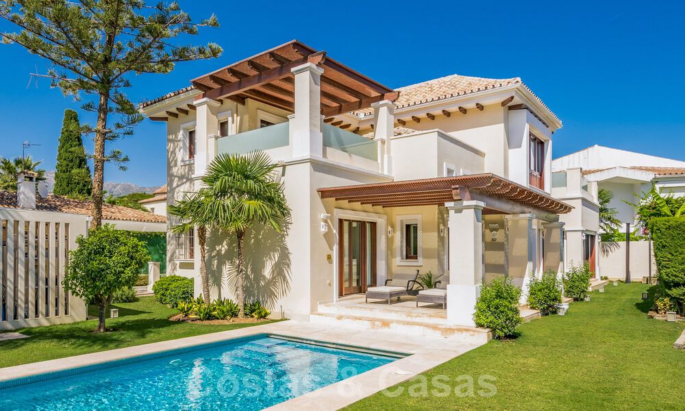 Mediterranean, beachside villa for sale in exclusive residential area on the beach on the Golden Mile of Marbella 39181