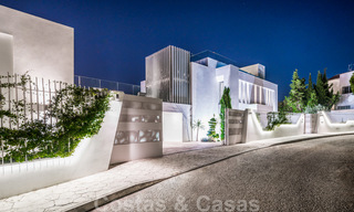 Breathtaking, ultra-modern, luxury villa for sale with panoramic sea views in Nueva Andalucia, Marbella within walking distance to Puerto Banus 39222 