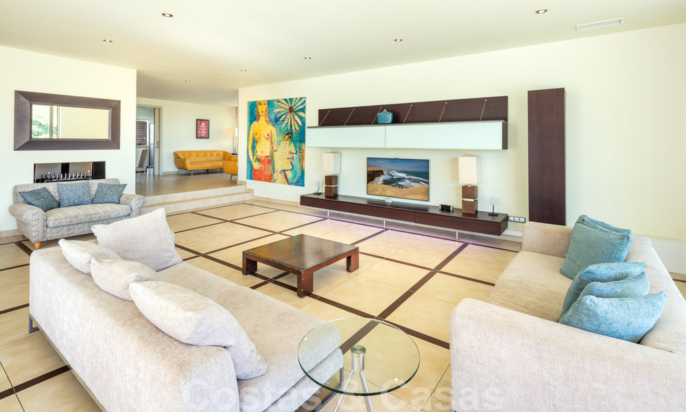 Contemporary, luxury villa for sale, frontline Las Brisas golf with stunning views in Nueva Andalucia, Marbella 39249