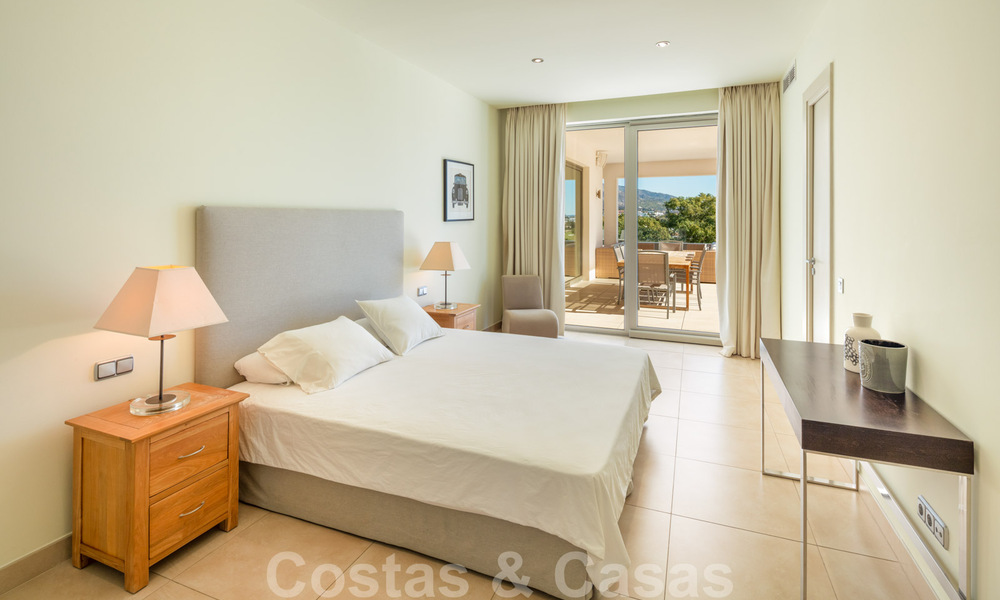 Contemporary, luxury villa for sale, frontline Las Brisas golf with stunning views in Nueva Andalucia, Marbella 39255