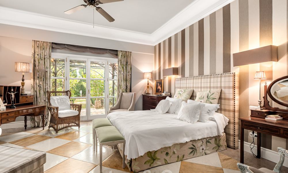 Luxury villa in attractive, Mediterranean style for sale with sea views in a five star golf resort in Benahavis - Marbella 39278