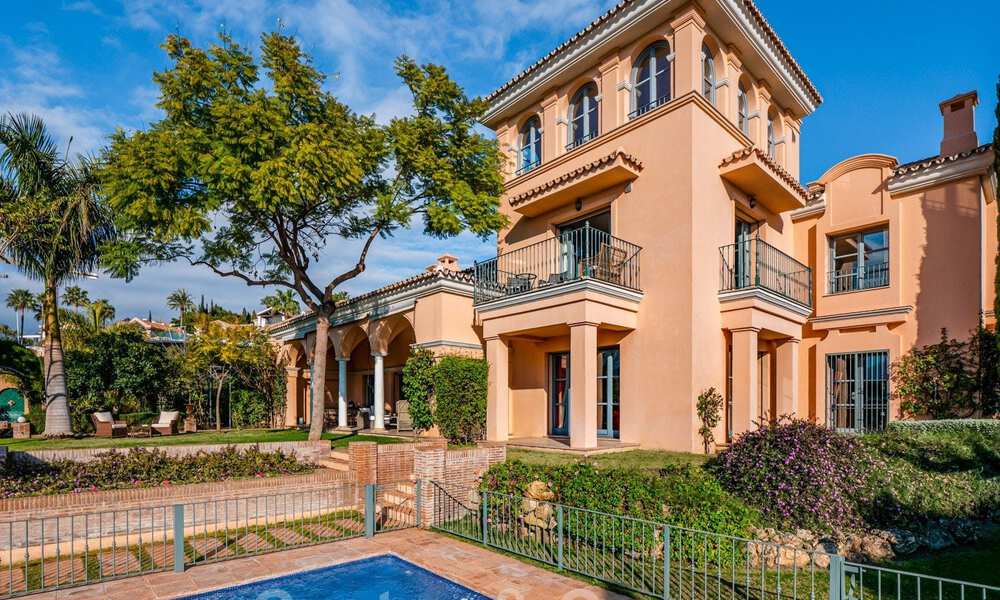 Luxury villa in attractive, Mediterranean style for sale with sea views in a five star golf resort in Benahavis - Marbella 39302
