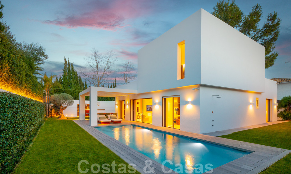 Ready to move in, new modern villa for sale in Guadalmina next to San Pedro in Marbella 39347