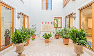 Spanish villa for sale in beachside urbanization on the Golden Mile in Marbella 39438 