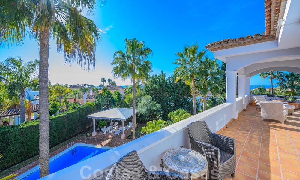 Spanish style villa for sale in the coveted beach area Bahia de Marbella 39454