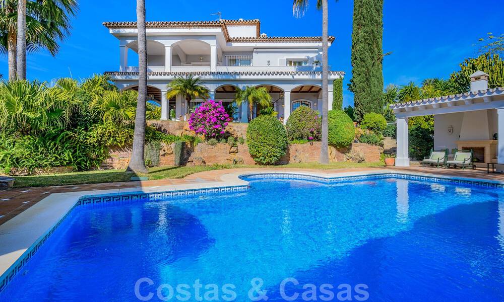 Spanish style villa for sale in the coveted beach area Bahia de Marbella 39461
