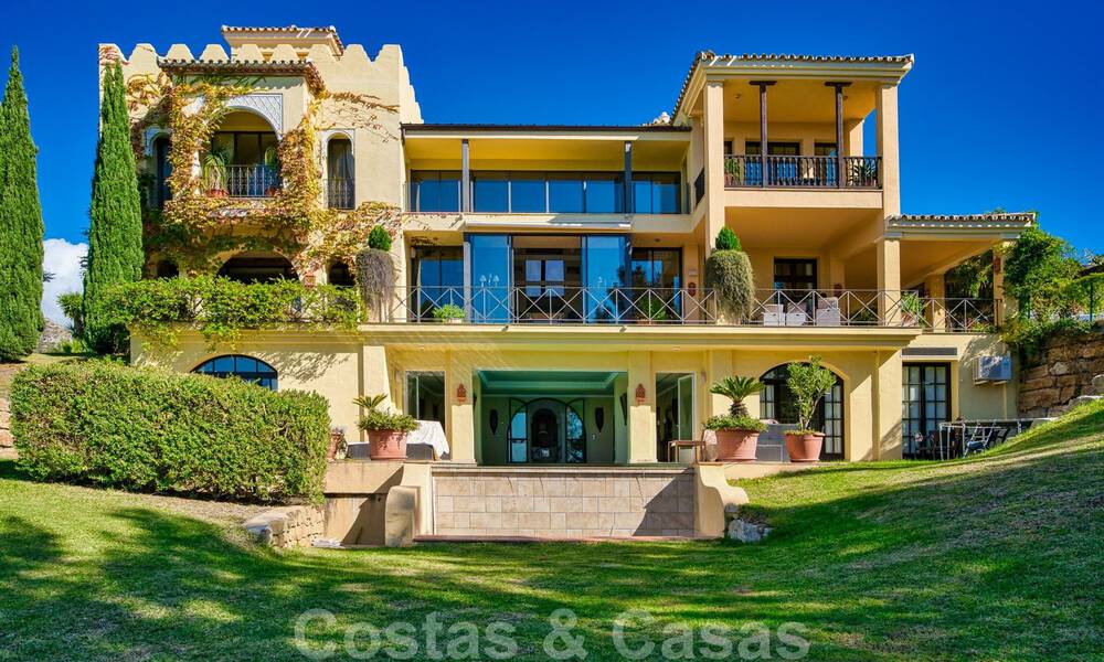 Luxury villa - mansion in an Alhambra style for sale in the exclusive Marbella Club Golf Resort in Benahavis on the Costa del Sol 39545