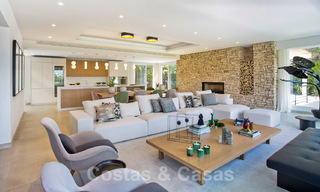 Renovated, spacious luxury villa for sale in a Mediterranean style with a contemporary design in Nueva Andalucia, Marbella 39588 