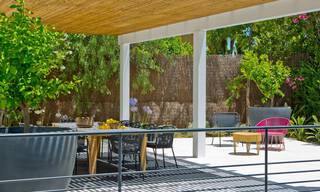 Renovated, spacious luxury villa for sale in a Mediterranean style with a contemporary design in Nueva Andalucia, Marbella 39591 