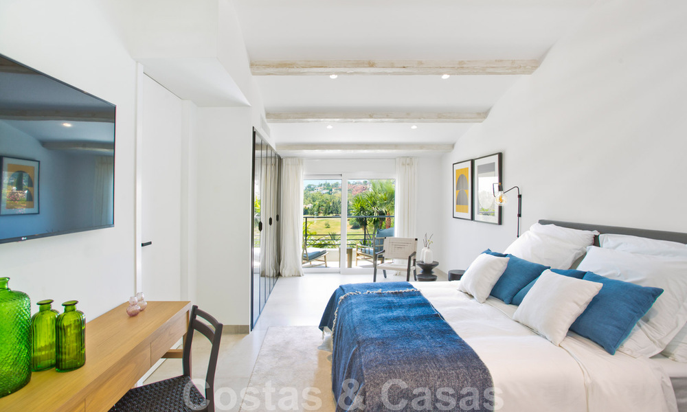 Renovated, spacious luxury villa for sale in a Mediterranean style with a contemporary design in Nueva Andalucia, Marbella 39611