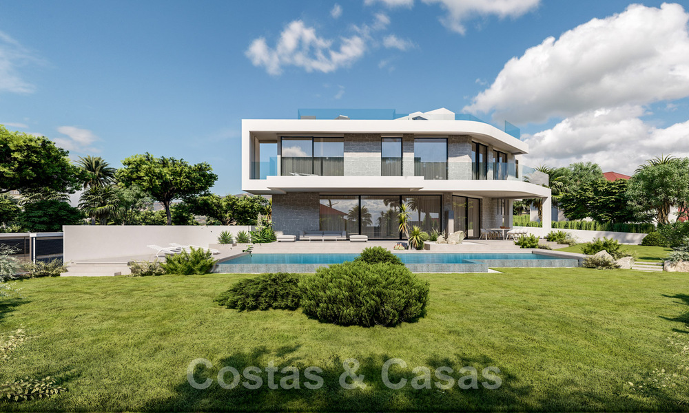 Luxurious, modern, new construction villas for sale on the beachside with sea views in Marbella East 39811
