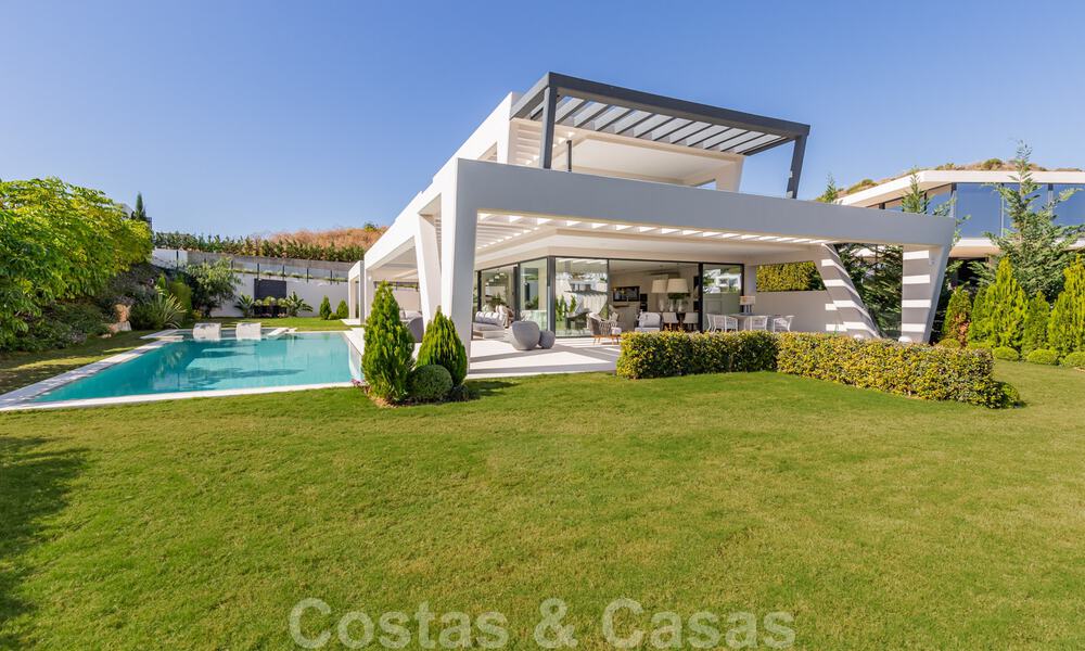 Turnkey, amazing, modern, contemporary villa for sale in Nueva Andalucia, Marbella 39893