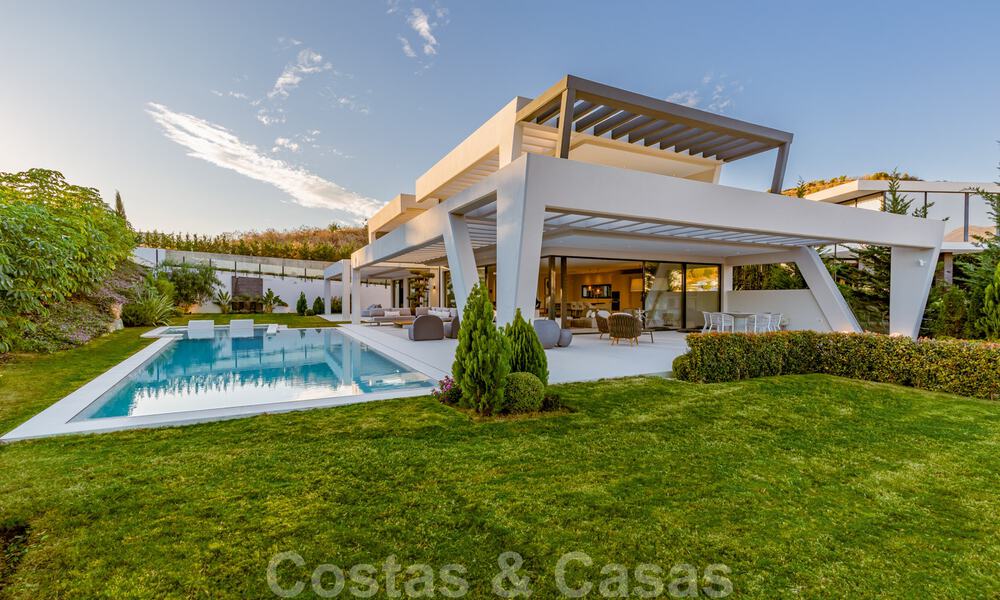 Turnkey, amazing, modern, contemporary villa for sale in Nueva Andalucia, Marbella 39903