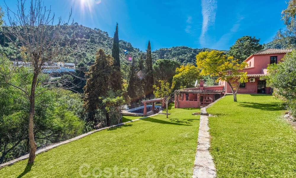 Traditional rustic style property for sale on a spacious plot of more than 17.000m² on the outskirts of town in exclusive Benahavis 39953
