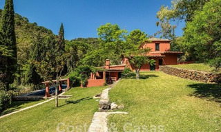 Traditional rustic style property for sale on a spacious plot of more than 17.000m² on the outskirts of town in exclusive Benahavis 55766 