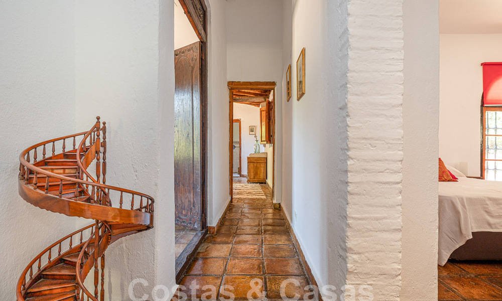Traditional rustic style property for sale on a spacious plot of more than 17.000m² on the outskirts of town in exclusive Benahavis 55775