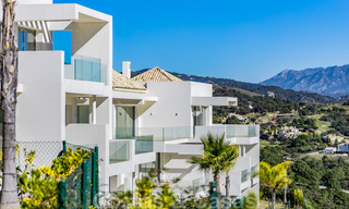 Ready to move in, modern - Andalusian new, luxury apartments for sale with sea views in a gated resort in Benahavis - Marbella 40251 