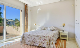 Traditional, Mediterranean luxury villa for sale in the golf valley of Nueva Andalucia - Marbella 40293 
