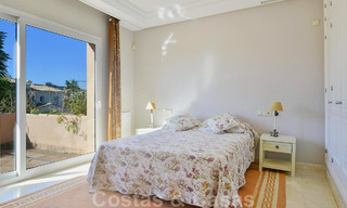 Traditional, Mediterranean luxury villa for sale in the golf valley of Nueva Andalucia - Marbella 40302 