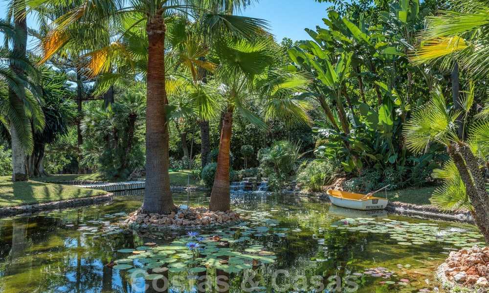 Mediterranean, Spanish bungalow - villa for sale with beautiful pond on the Golden Mile, Marbella 40341