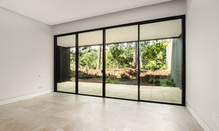 Hypermodern, architectural luxury villa for sale in exclusive urbanization in Marbella - Benahavis 40411 