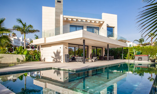 Special, architectural villa for sale in a gated community in Nueva Andalucia, Marbella 40454 