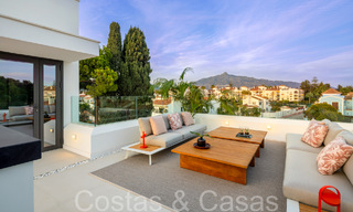 Modern new construction villa for sale, walking distance to the beach, beachside San Pedro de Alcantara, Marbella 71268 