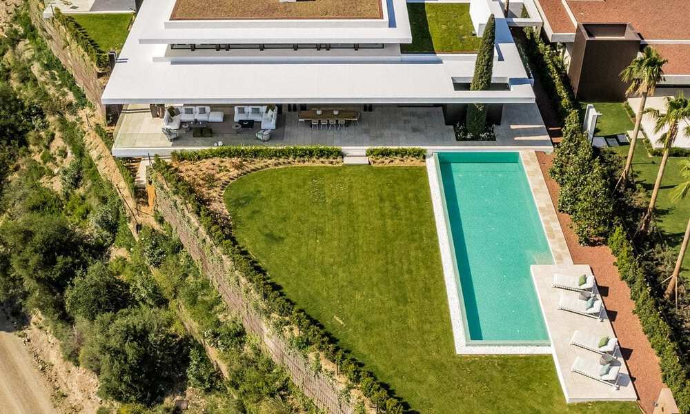 Royale, modern villa for sale with spectacular open sea views in a gated community in Benahavis - Marbella 40666