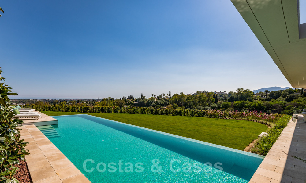 Royale, modern villa for sale with spectacular open sea views in a gated community in Benahavis - Marbella 40667