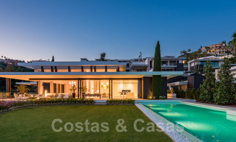 Royale, modern villa for sale with spectacular open sea views in a gated community in Benahavis - Marbella 40773