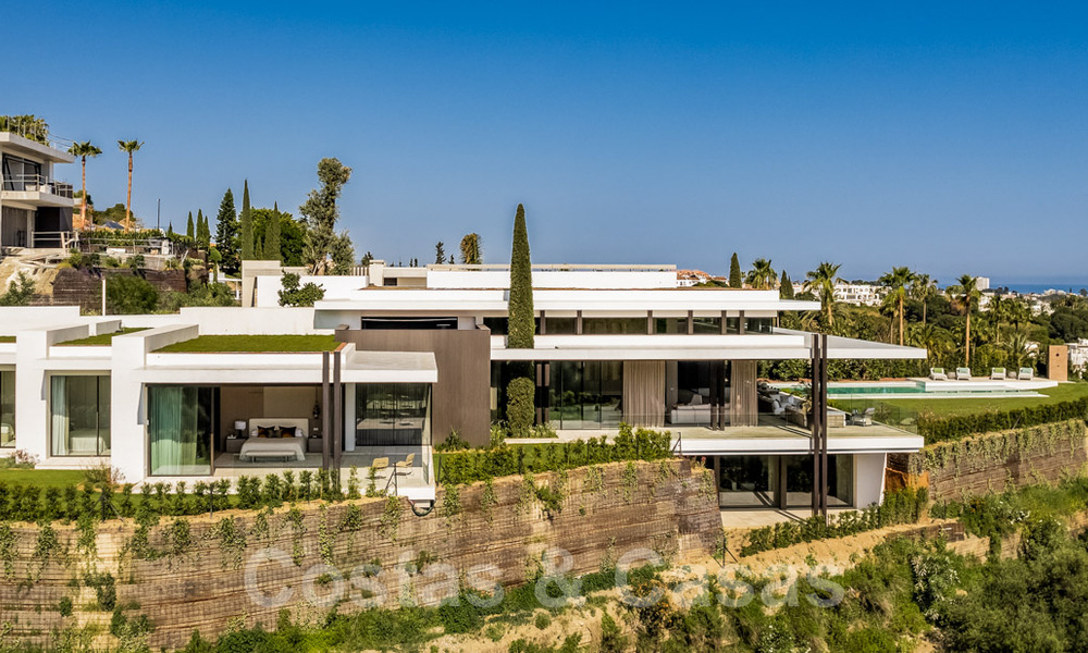 Royale, modern villa for sale with spectacular open sea views in a gated community in Benahavis - Marbella 40780