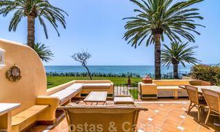 Luxury townhouse for sale, frontline beach, in a gated community, within walking distance to Estepona center 40836 