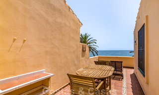 Luxury townhouse for sale, frontline beach, in a gated community, within walking distance to Estepona center 40865 