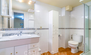 Luxury townhouse for sale, frontline beach, in a gated community, within walking distance to Estepona center 40868 