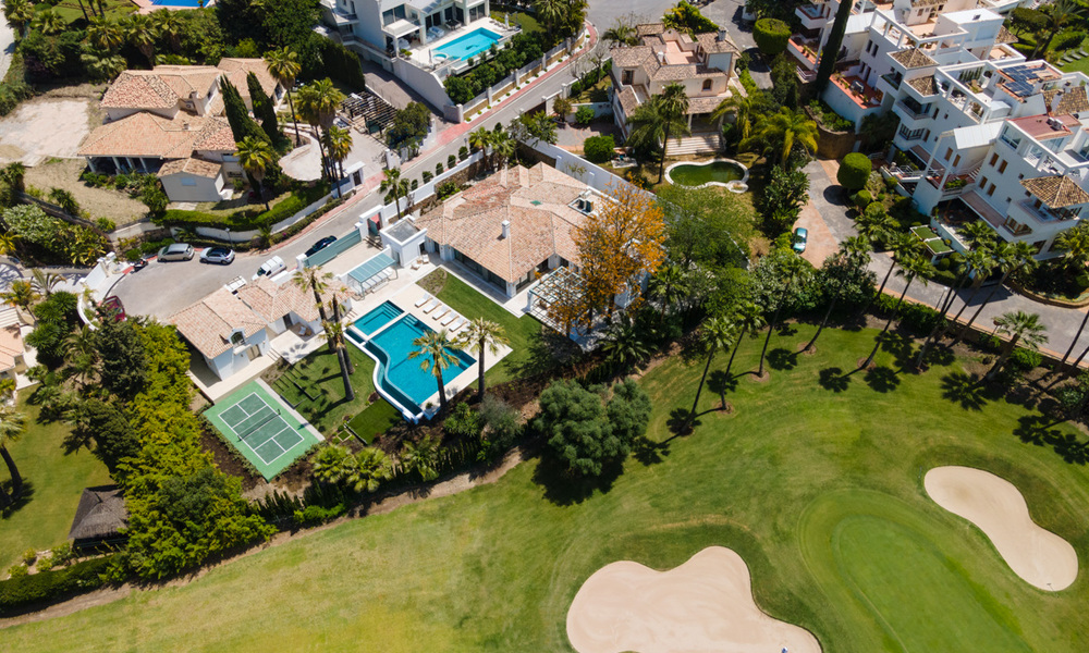 Contemporary, Mediterranean, luxury villa for sale, frontline golf in a gated urbanization in Nueva Andalucia, Marbella 40927