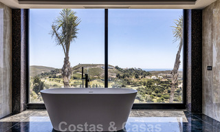 Designer villa for sale with panoramic sea views in a prestigious golf resort in Benahavis - Marbella 40952 