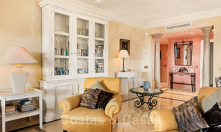Luxury apartment for sale in gated community and golf and country club close to Marbella centre 40970 