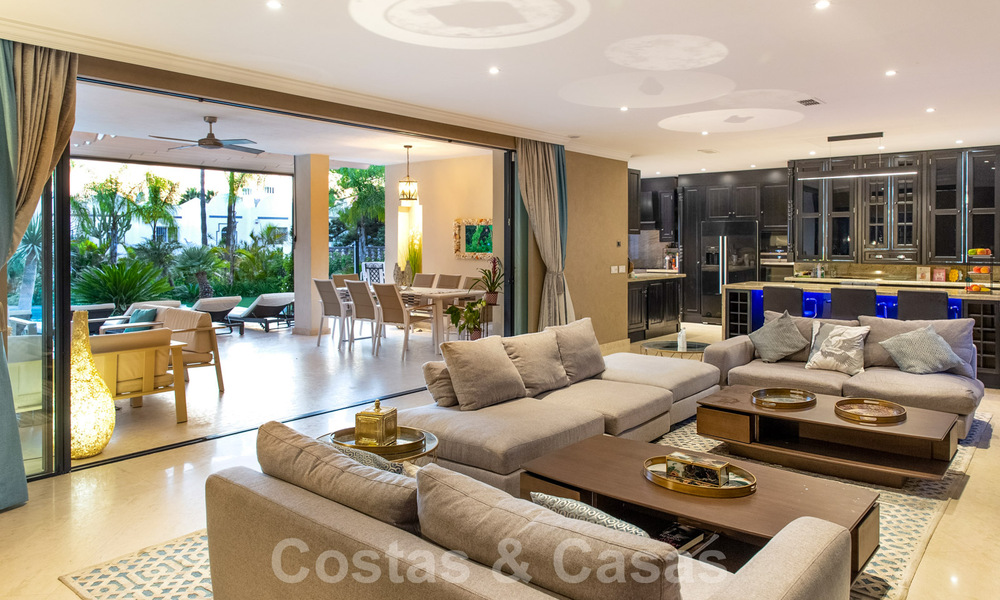Contemporary, Mediterranean, luxury villa for sale in Nueva Andalucia, Marbella 40997