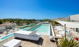 Luxurious, exclusive penthouse with huge roof terrace and private pool for sale in Marbella, Golden Mile 41106 