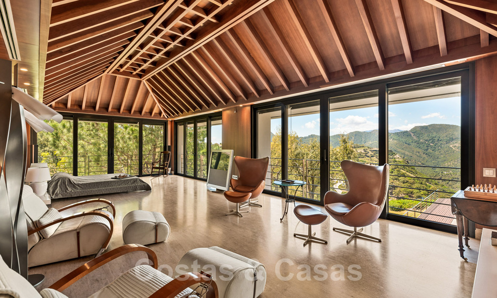 Modern luxury villa for sale with a designer interior, in the exclusive La Zagaleta Golf resort, Benahavis - Marbella 41213